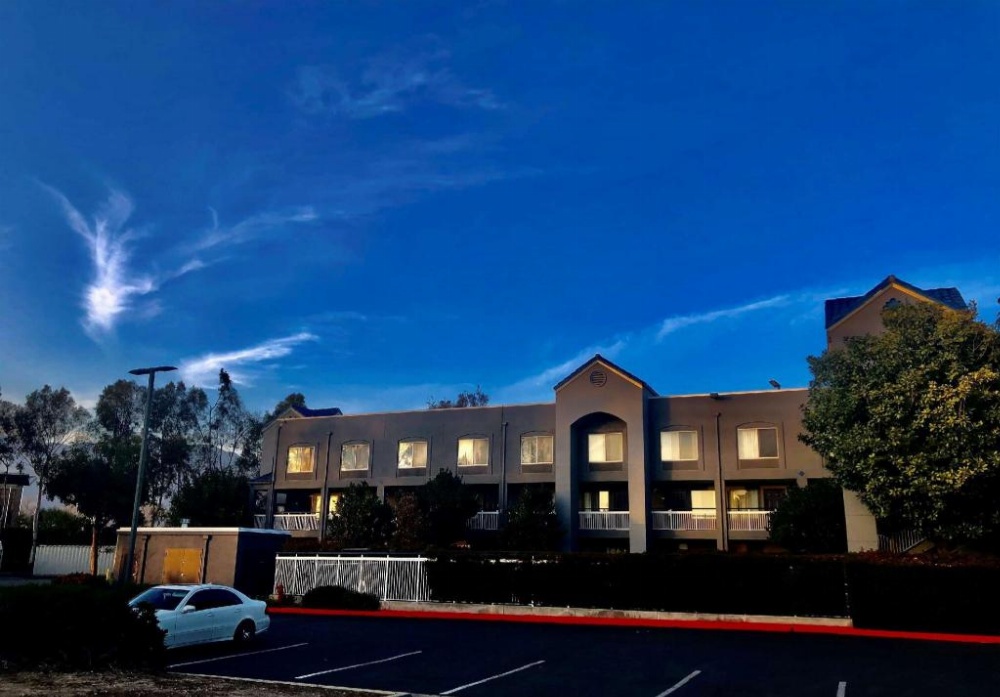 SureStay Hotel by Best Western Ontario Airport Image 25